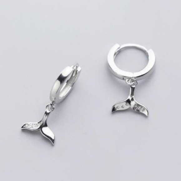 *925 Sterling Silver Mermaid Tail Hoop Earrings - Picture 1 of 5